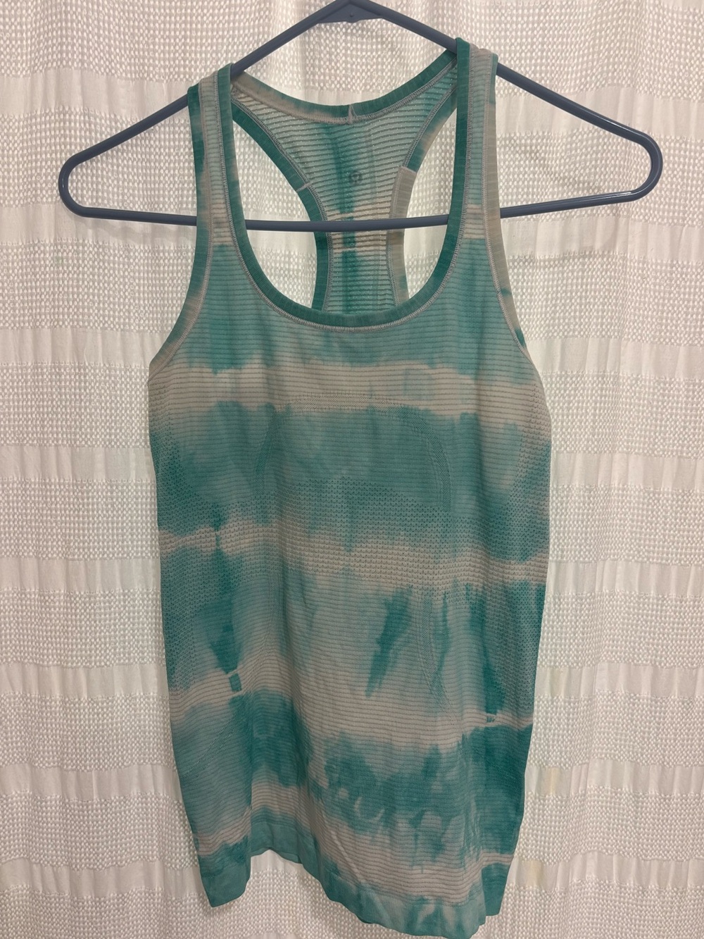 Women’s Lululemon Teal Tie-Dye Racerback Tank Top. Size 4.